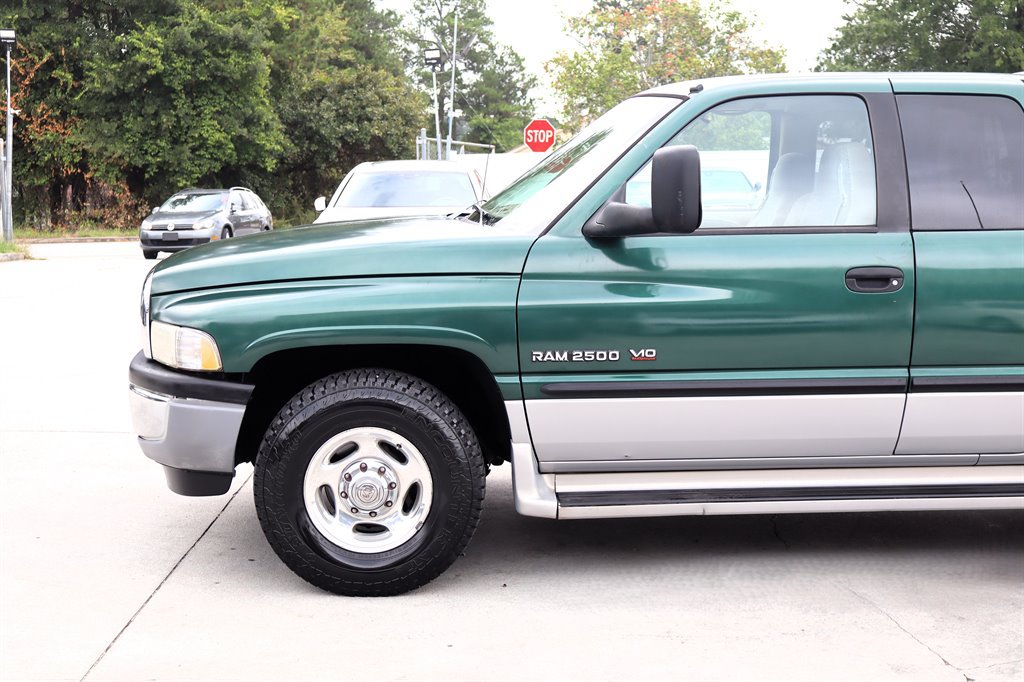 Used 2000 Dodge Ram 2500 Truck 2WD Quad Cab image 4