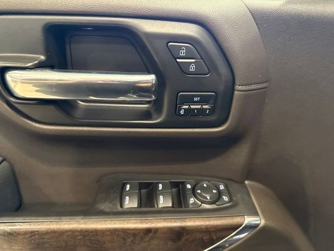 Used 2020 GMC Sierra 1500 Denali w/ Denali Ultimate Package AWD/4WD image 23