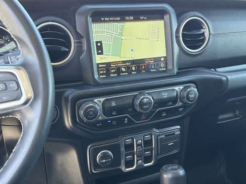 Used 2022 Jeep Wrangler Unlimited Sahara image 23