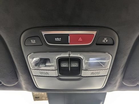 Certified 2024 Kia Telluride SX Prestige AWD/4WD image 25
