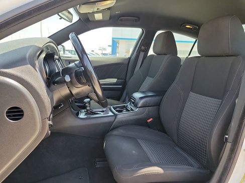Used 2023 Dodge Charger SXT image 19