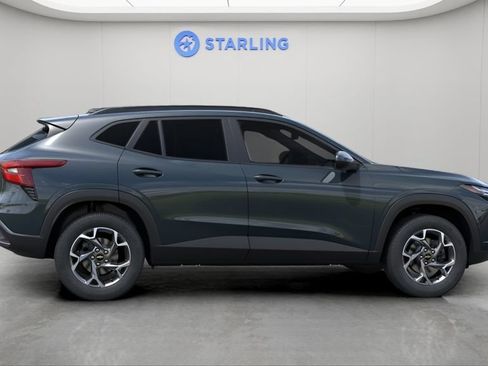New 2026 Chevrolet Trax LT FWD image 6