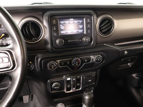 Used 2020 Jeep Wrangler Unlimited Sport S AWD/4WD image 5