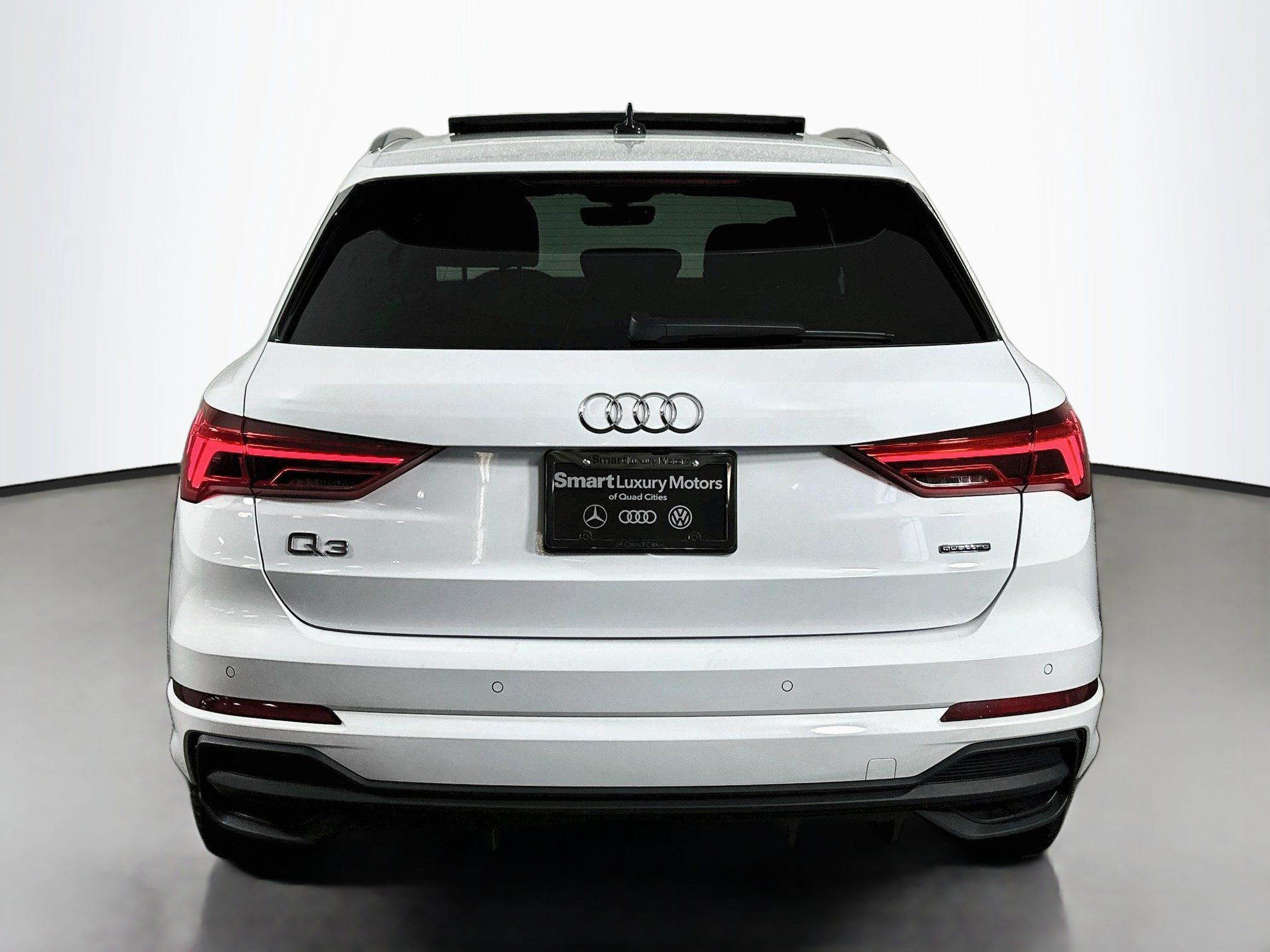 Used 2025 Audi Q3 2.0T Premium Plus w/ Premium Plus Package AWD/4WD image 6