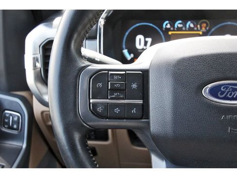 Used 2023 Ford F150 Lariat RWD image 18
