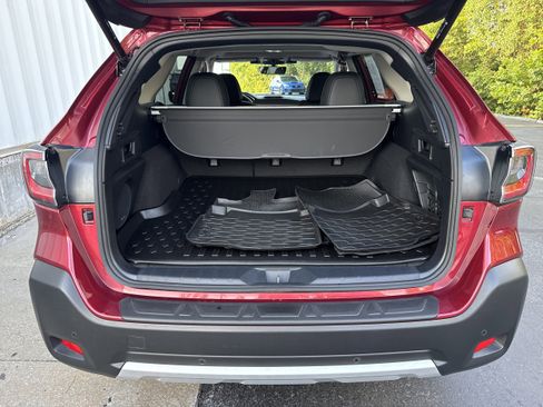 Used 2024 Subaru Outback Limited XT image 13