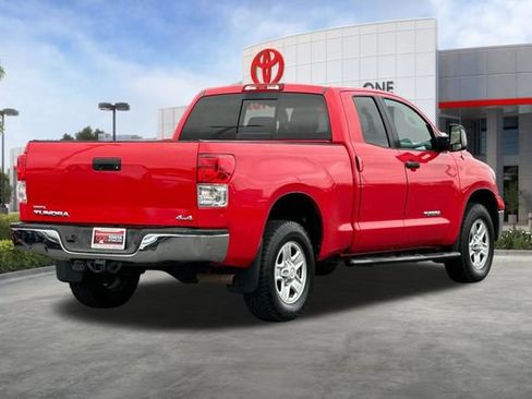 Used 2012 Toyota Tundra 4x4 Double Cab w/ Tow Pkg image 4