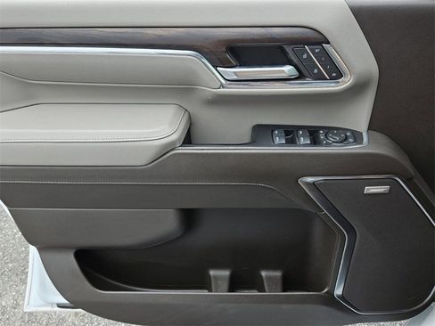 Certified 2024 GMC Sierra 2500 SLT w/ SLT Premium Package image 29