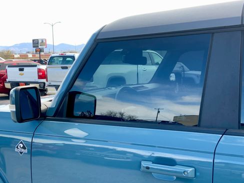 Used 2023 Ford Bronco Outer Banks AWD/4WD image 11