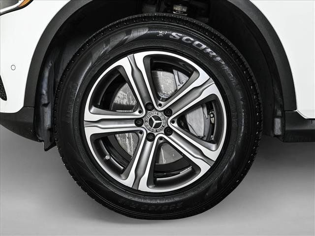 Certified 2022 Mercedes-Benz GLC 300 image 25