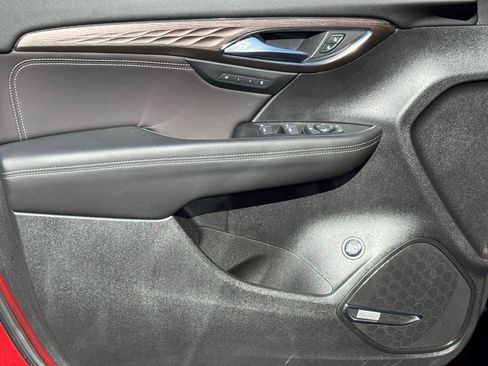 Used 2023 Buick Envision Avenir image 17