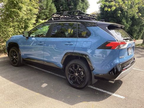 Used 2022 Toyota RAV4 XSE AWD/4WD image 7