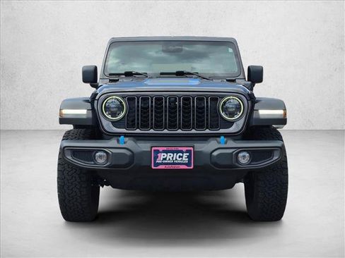 Used 2024 Jeep Wrangler Unlimited Rubicon 4xe w/ Technology Group AWD/4WD image 2