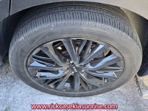 Used 2022 Kia Telluride S image 10