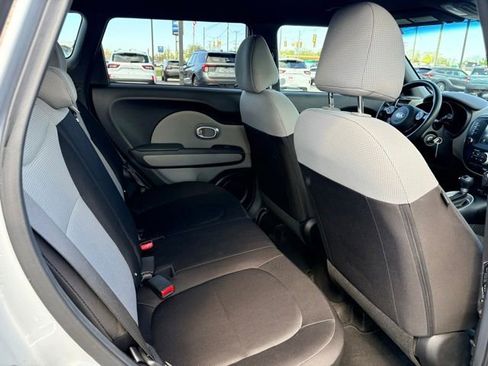 Used 2019 Kia Soul w/ Convenience Package FWD image 13