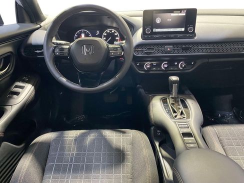 Used 2025 Honda HR-V Sport image 10