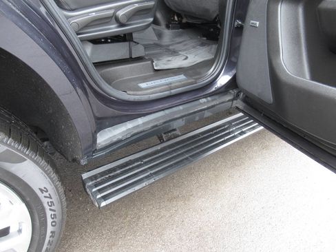 Used 2024 GMC Yukon Denali AWD/4WD image 14