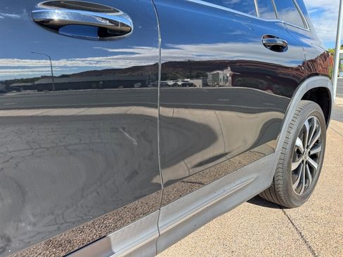 Used 2022 Mercedes-Benz GLB 250 4MATIC w/ Premium Package Lite image 26
