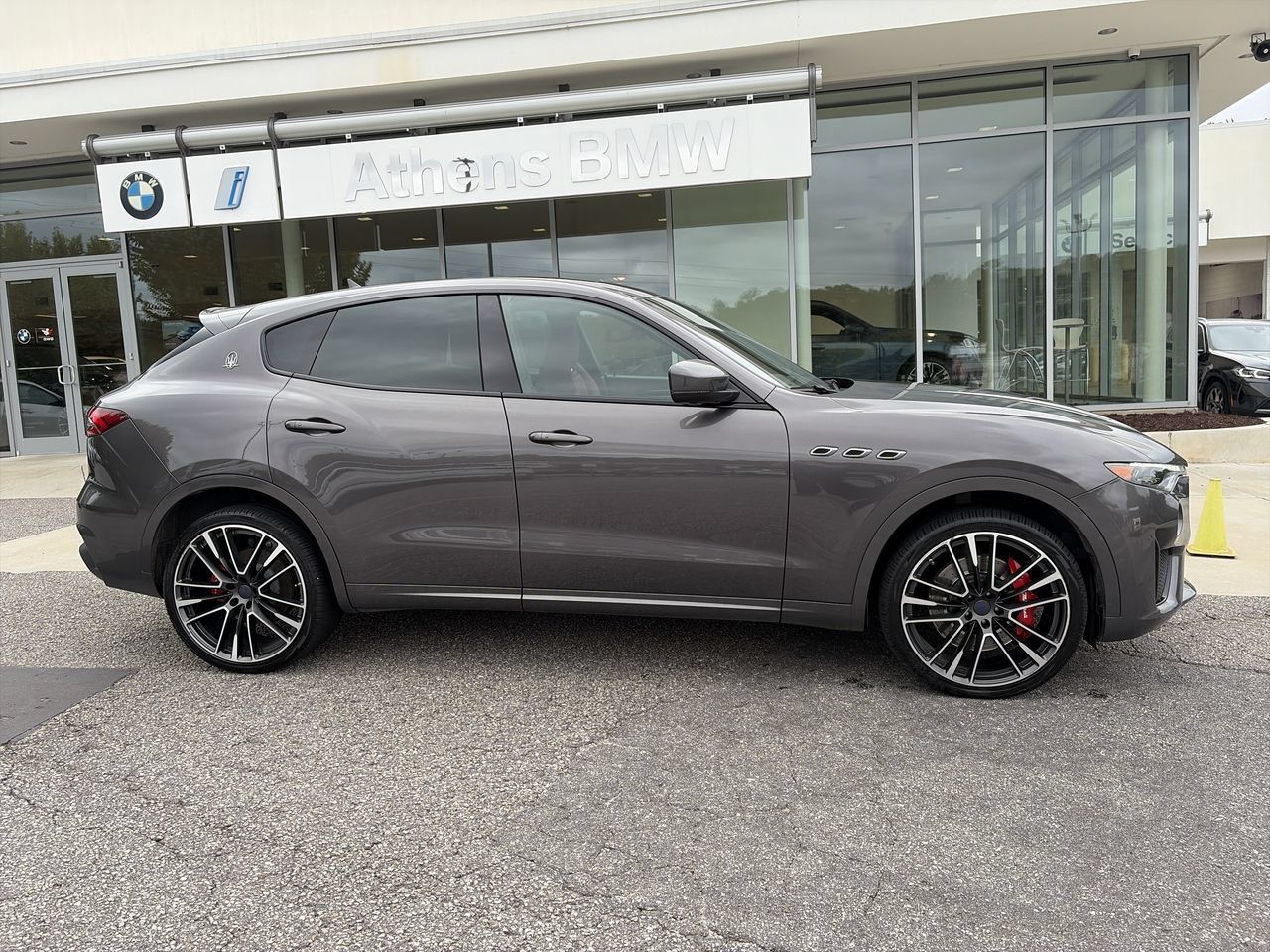Used 2019 Maserati Levante GTS AWD/4WD image 9