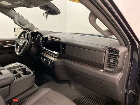 Used 2024 GMC Sierra 1500 Elevation AWD/4WD image 13