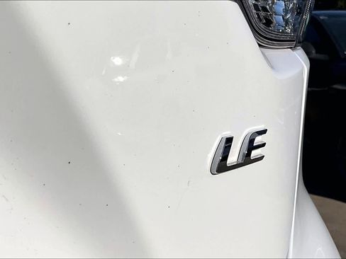 Used 2025 Toyota Corolla LE image 10