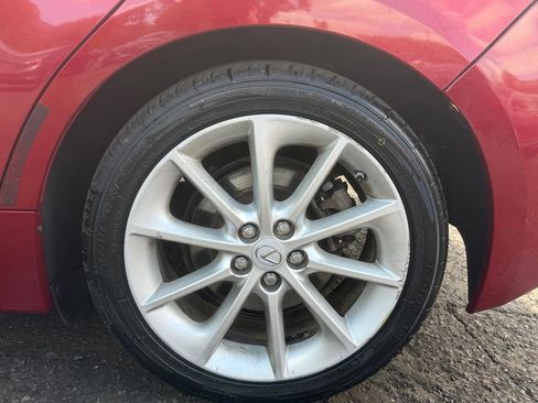 Used 2012 Lexus CT 200h Premium w/ Premium Audio Pkg FWD image 29