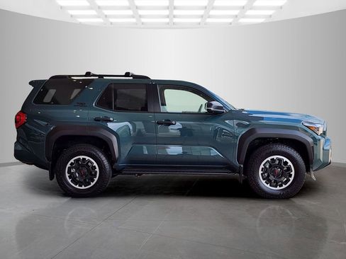 New 2026 Toyota 4Runner TRD Off-Road Premium AWD/4WD image 2