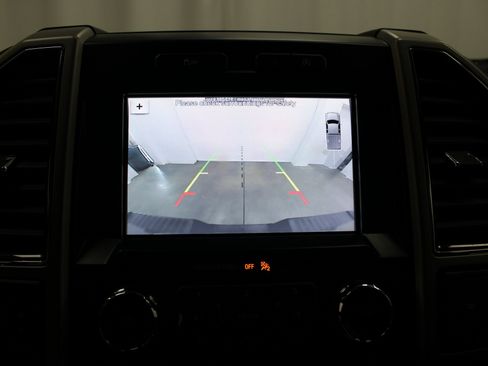 Used 2018 Ford F150 Lariat image 44