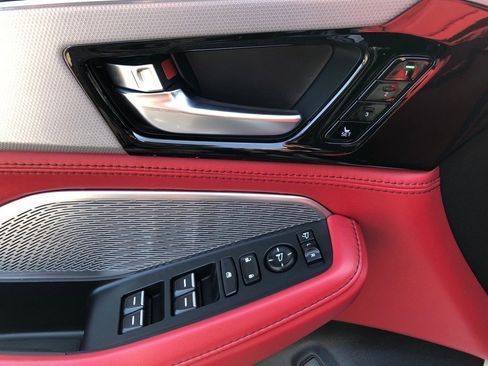 Used 2022 Acura MDX A-Spec image 12