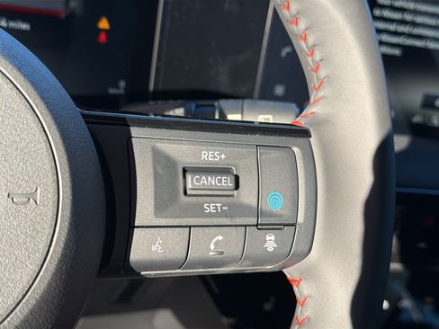 New 2026 Nissan Kicks SR w/ Cold Weather Package image 20