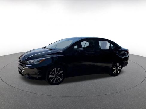 Used 2025 Nissan Versa SV FWD image 8