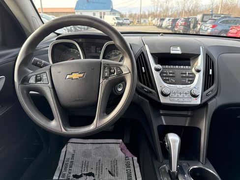 Used 2015 Chevrolet Equinox LS image 15