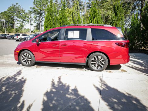 Used 2025 Honda Odyssey EX-L image 7