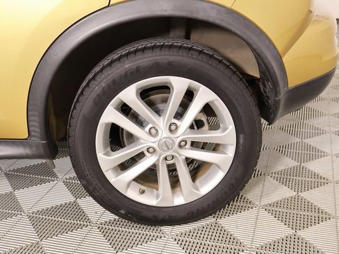 Used 2013 Nissan Juke SV image 17