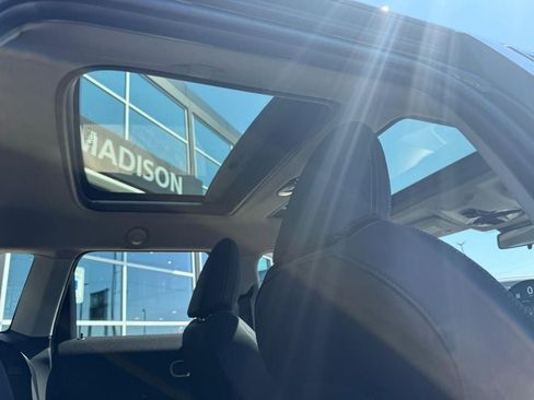 Used 2025 MINI Cooper S FWD image 6