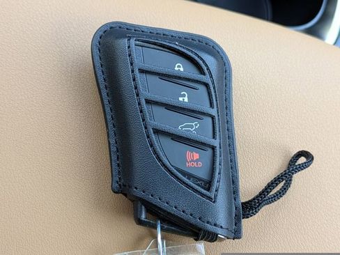 Certified 2026 Lexus RX 350 Premium Plus w/ Accessory Package (Z1) image 32