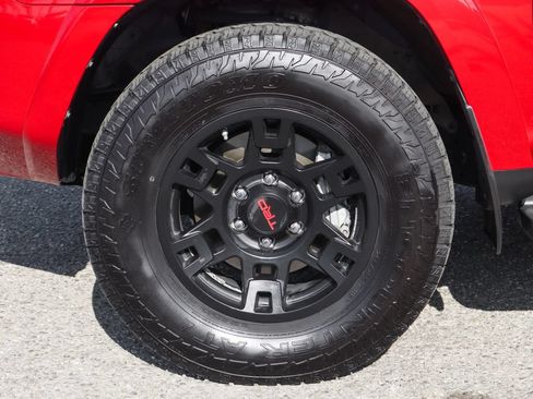 Used 2019 Toyota 4Runner SR5 AWD/4WD image 48