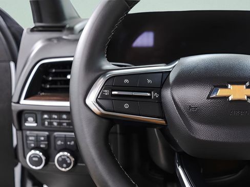 Used 2025 Chevrolet Tahoe LT image 12