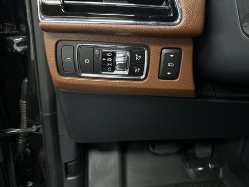 Used 2023 Lincoln Navigator L Reserve image 38