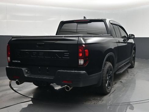 Used 2025 Honda Ridgeline Black Edition image 28