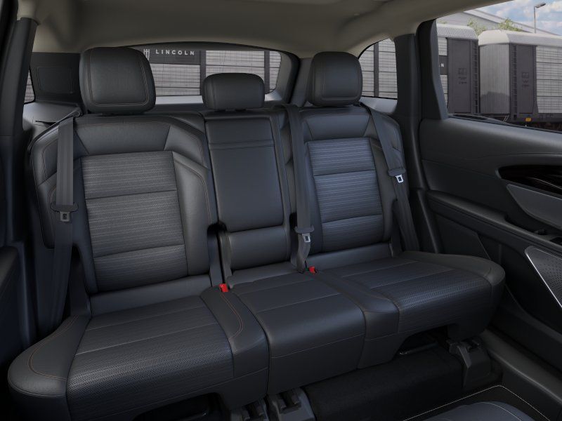New 2026 Lincoln Nautilus Reserve AWD/4WD image 35