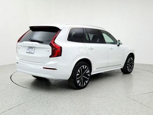 New 2026 Volvo XC90 T8 Plus image 5