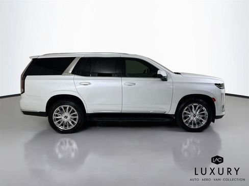Used 2021 Cadillac Escalade Premium Luxury AWD/4WD image 5