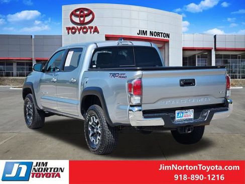 Used 2023 Toyota Tacoma TRD Off-Road RWD image 8