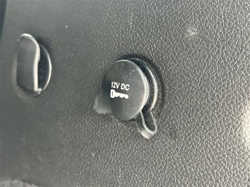 Used 2024 Dodge Durango GT image 16