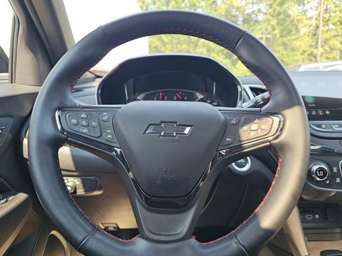 Used 2024 Chevrolet Equinox RS w/ RS Leather Package AWD/4WD image 26