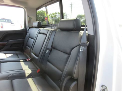 Used 2018 GMC Sierra 1500 SLT AWD/4WD image 25