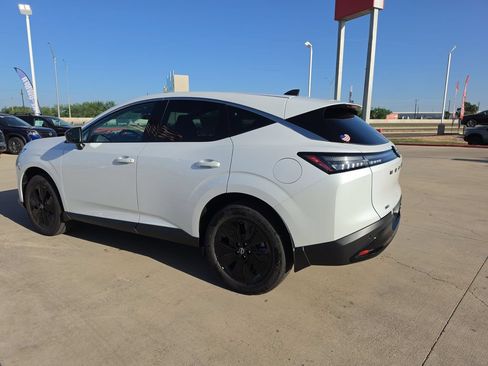 New 2026 Nissan Murano SV AWD/4WD image 5