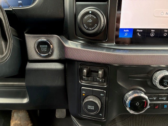 Used 2025 Ford F250 Platinum AWD/4WD image 25
