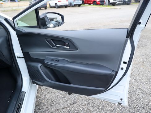 Used 2023 Toyota Prius XLE FWD image 57